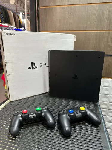 *PlayStation 4 1TB - Garantia - Loja física