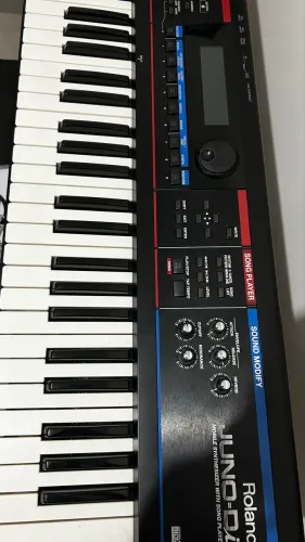 Teclado Roland Juno DI