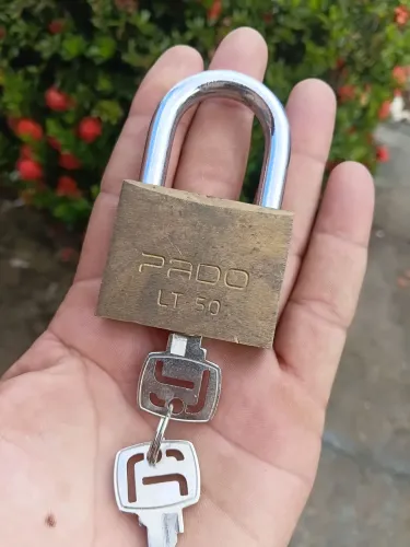 Vendo cadeado pado LT-50