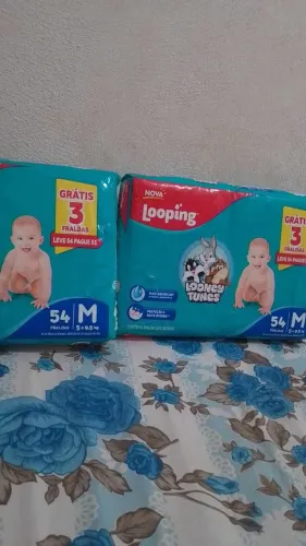 Fraldas descartáveis 