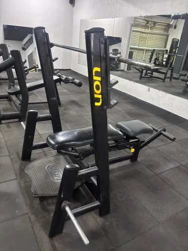 Supino reto inclinado 