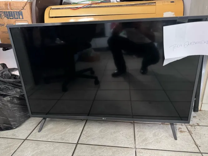 Tv 43? LG tela quebrada