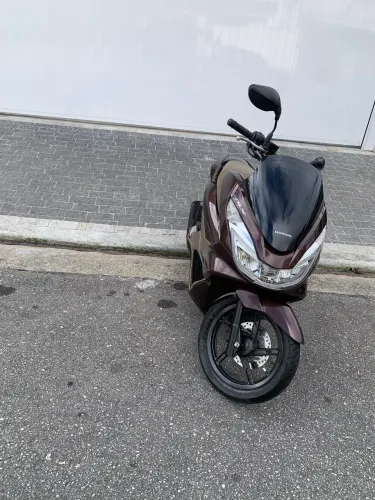 Vendo pcx marrom