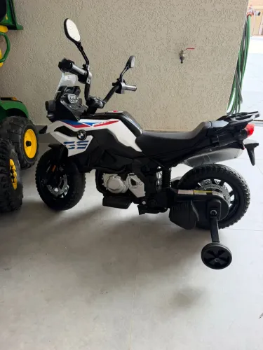 Moto Elétrica Infantil - BMW - F850GS - 12v - Branca - Zippy Toys