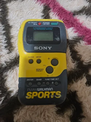 Sony SRF-M70 Sports<br><br>Walkman