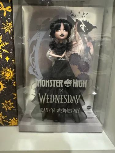 Boneca Monster High Rave'n Wednesday