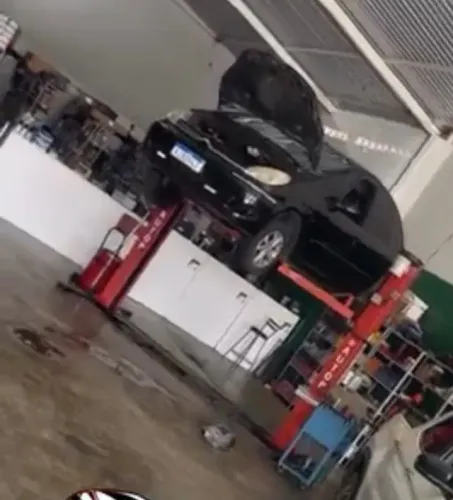 Elevador automotivo 4 toneladas semi novo