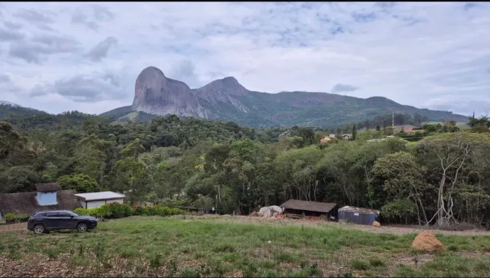 Vendo lote em Pedra Azul