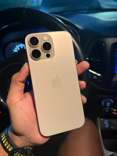IPHONE 16 PRO MAX 256GB SEMINOVO