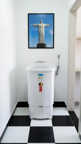 Tanquinho 10 kg Só lava 110vts Tudo funcionando e garantia