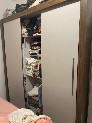 Guarda Roupa