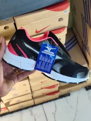 Tênis feminino na promoção ?