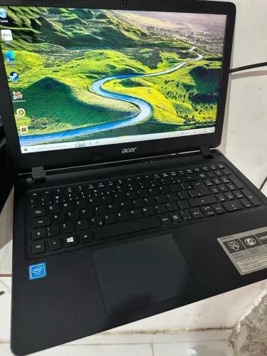 Notebook Acer Aspire ES1