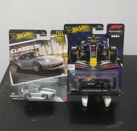 Hot wheels premium