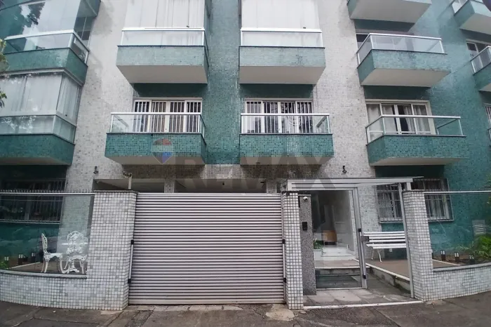 Apartamento de 3 quartos para aluguel na Praia do Canto excelente localização!