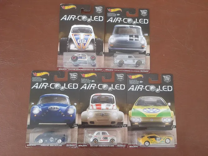 Carrinhos hot wheels Car Culture set Air- Coled, LEIA DESCRIÇÃO.