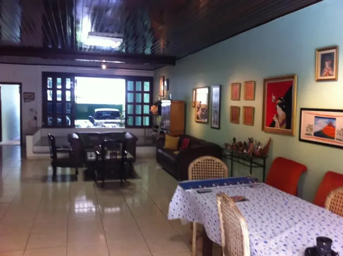 Casa a venda na Travessa Apinagés no Bairro Condor, 688 - Belém/PA