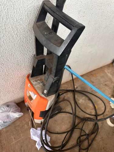 Lavadora de alta pressão Stihl RE 80 branco, laranja e preta