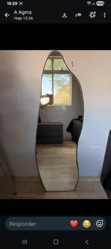 Espelho orgânico decorativo