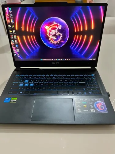 Notebook Gamer MSI Cyborg 15 A13V