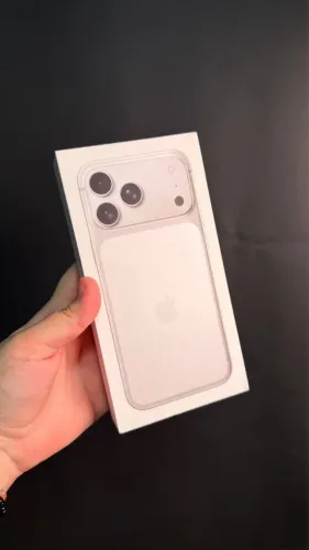 iPhone 17 pro max Branco / Lacrado