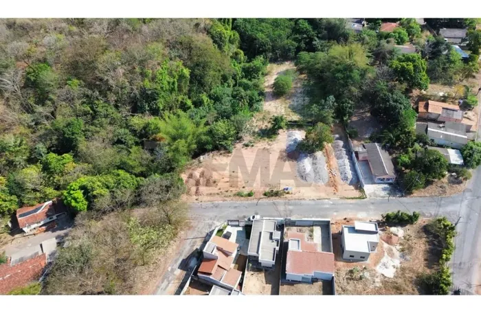 Terreno 288m² em Anchieta: Investimento Único!
