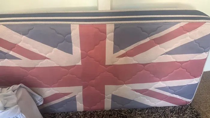 Cama de solteiro