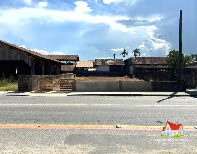 Lindo Terreno Fazendo Frente P/Tuiuti C/Area de 331,00 m2 Aterrado e Parte Murado No Bairr