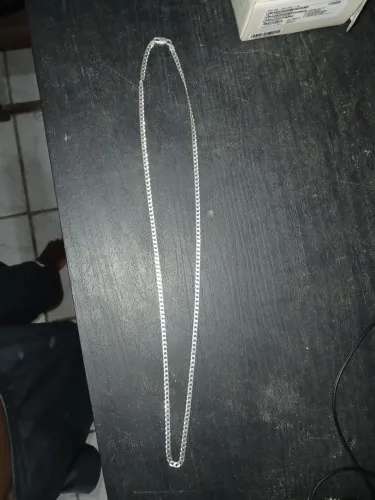 Corrente de prata semi nova