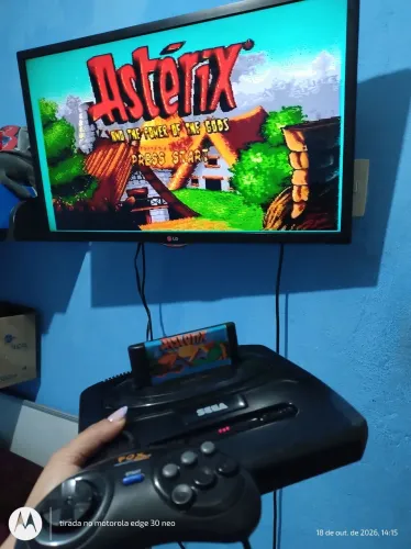 Mega drive com fita Asterix completo funcionando perfeitamente