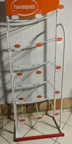 Vendo Expositor de Chinelos