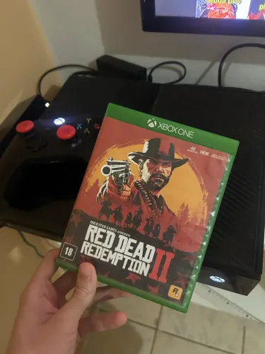 Xbox One Fat +Red dead 2