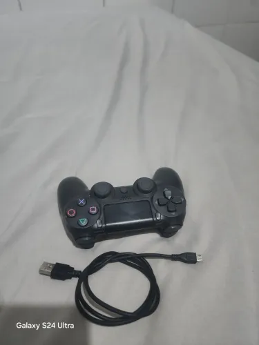 Controle similar PS4 Bluetooth