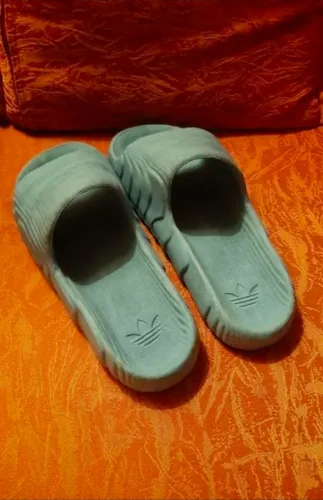 Sandália adidas adilette 22