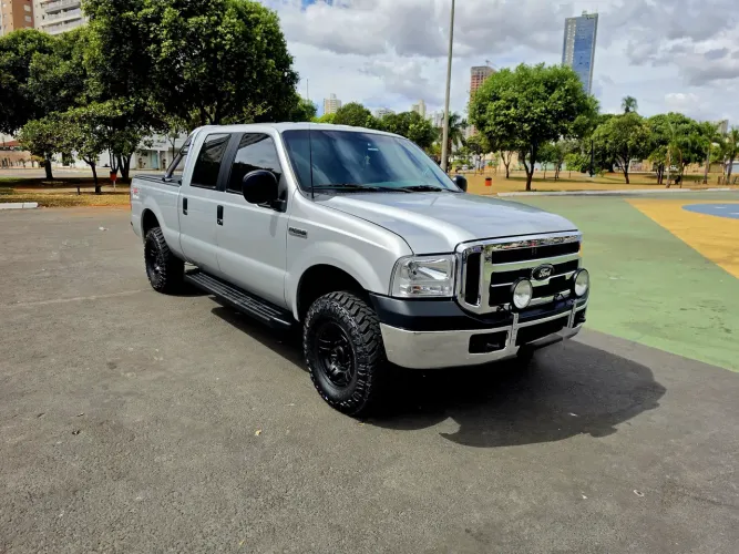 Ford F-250 XLT 3.9 4X4 CD TB Diesel 2011