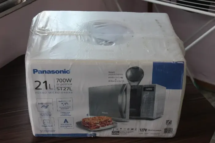 Micro-Ondas Panasonic NN-ST27LWRU 21 Litros - Branco Espelhado 127 Volts (Lacrado)
