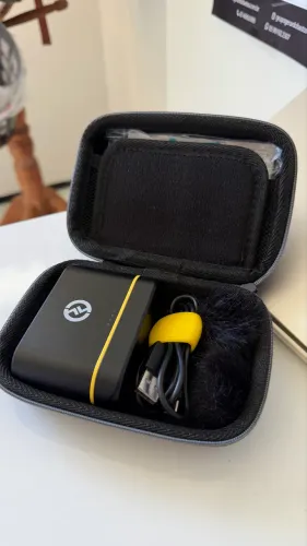 Microfone Sem Fio Hollyland Lark C1 Duo p/ iPhone - Estado de Novo (Pouco Uso)