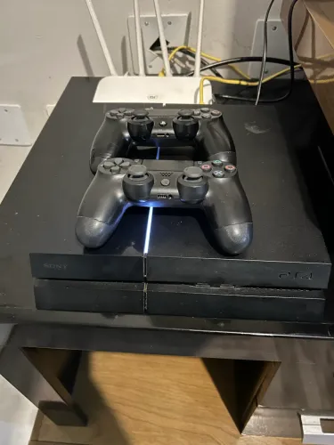 Ps4 1tera vendo ou troco