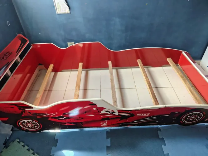 Cama infantil de solteiro carro f1