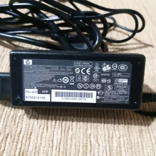 Carregador, adaptador PARA NOTEBOOK HP original MODELO PPP009L - Perfeito estado