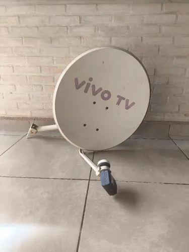 Antena pequena 65cm diâmetro