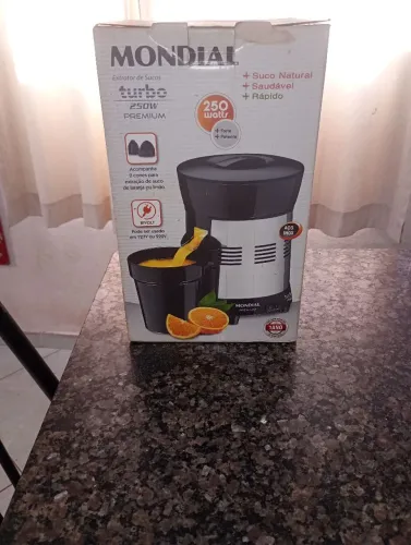Extrator de Sucos Turbo Mundial 250 Wats