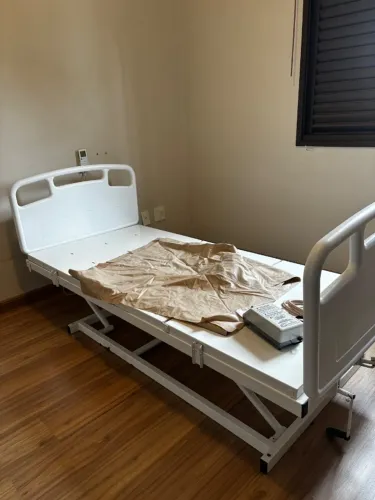 Cama hospitalar 