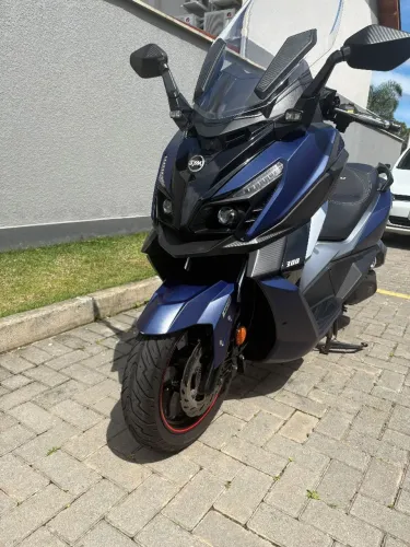 Dafra Cruisym 300 único dono
