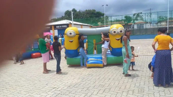 Vendo brinquedos infláveis usados valor individual