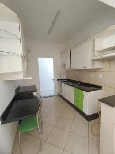Apartamento para locação no Residencial Adélia. Próximo a UFMT e Shopping Três Américas.