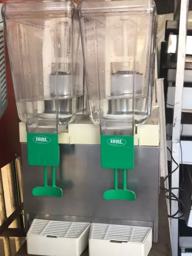 ALUGUEL DE REFRESQUEIRA