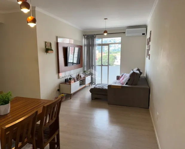 Apartamento de 3 dormitórios no Centro de Florianopolis/SC