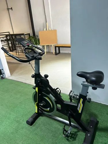 Bicicleta Spinning Roda de Inércia de 13kg - WCT Fitness