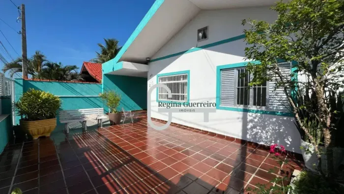 Casa com 3 dormitórios à venda, 169 m² por R$ 650.000,00 - Balneário Três Marias - Peruíbe